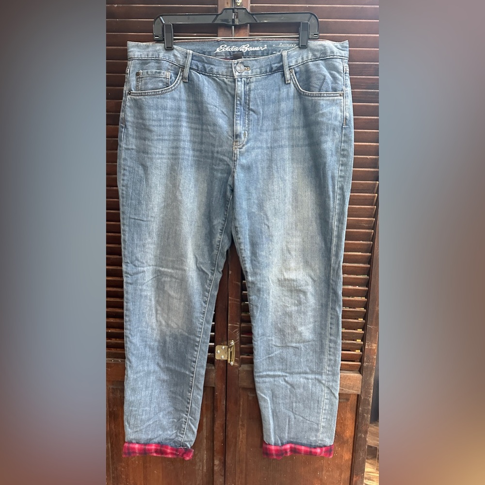 Eddie Bauer Relaxed Boyfriend Fleece Lined Jeans